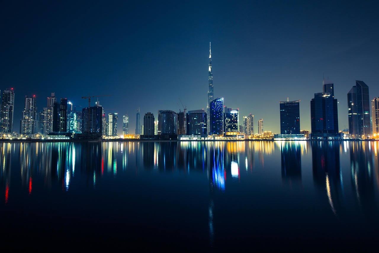 How Currency Exchange Affects the Cost of Buying a House in Dubai
